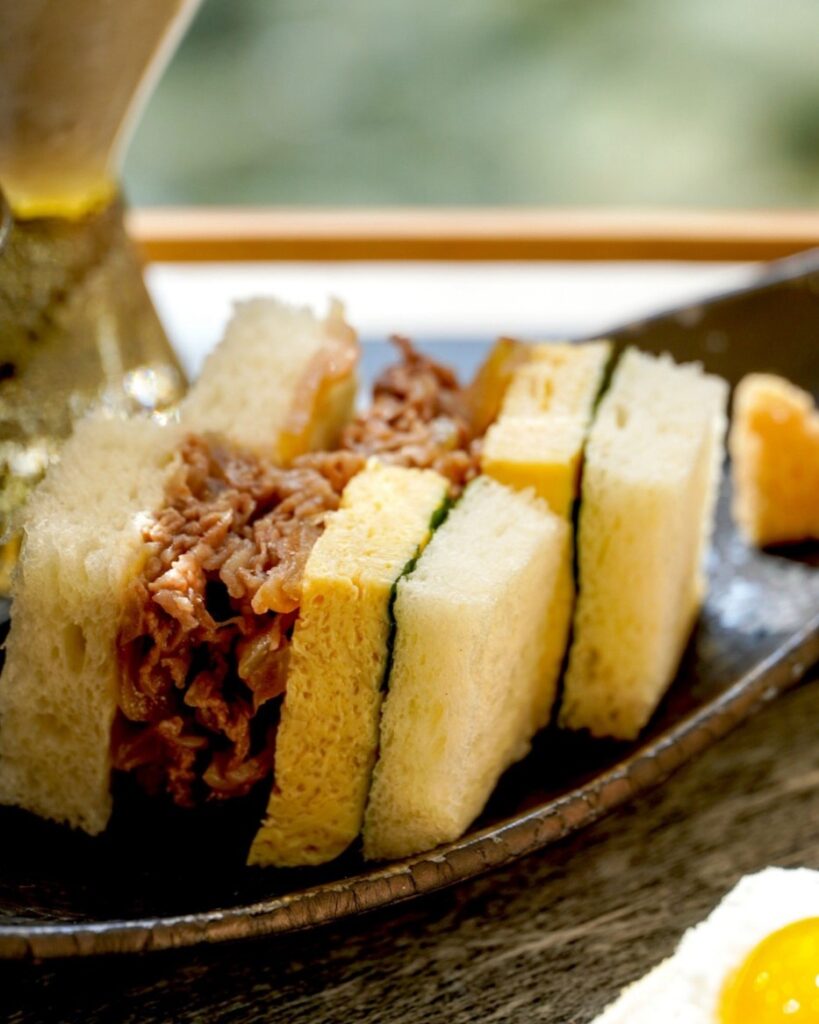すき焼き出汁巻きサンド